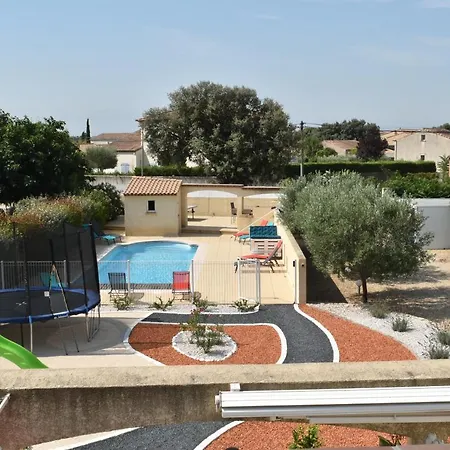 Villa Classée 4 étoiles Avec Piscine Et Boulodrome